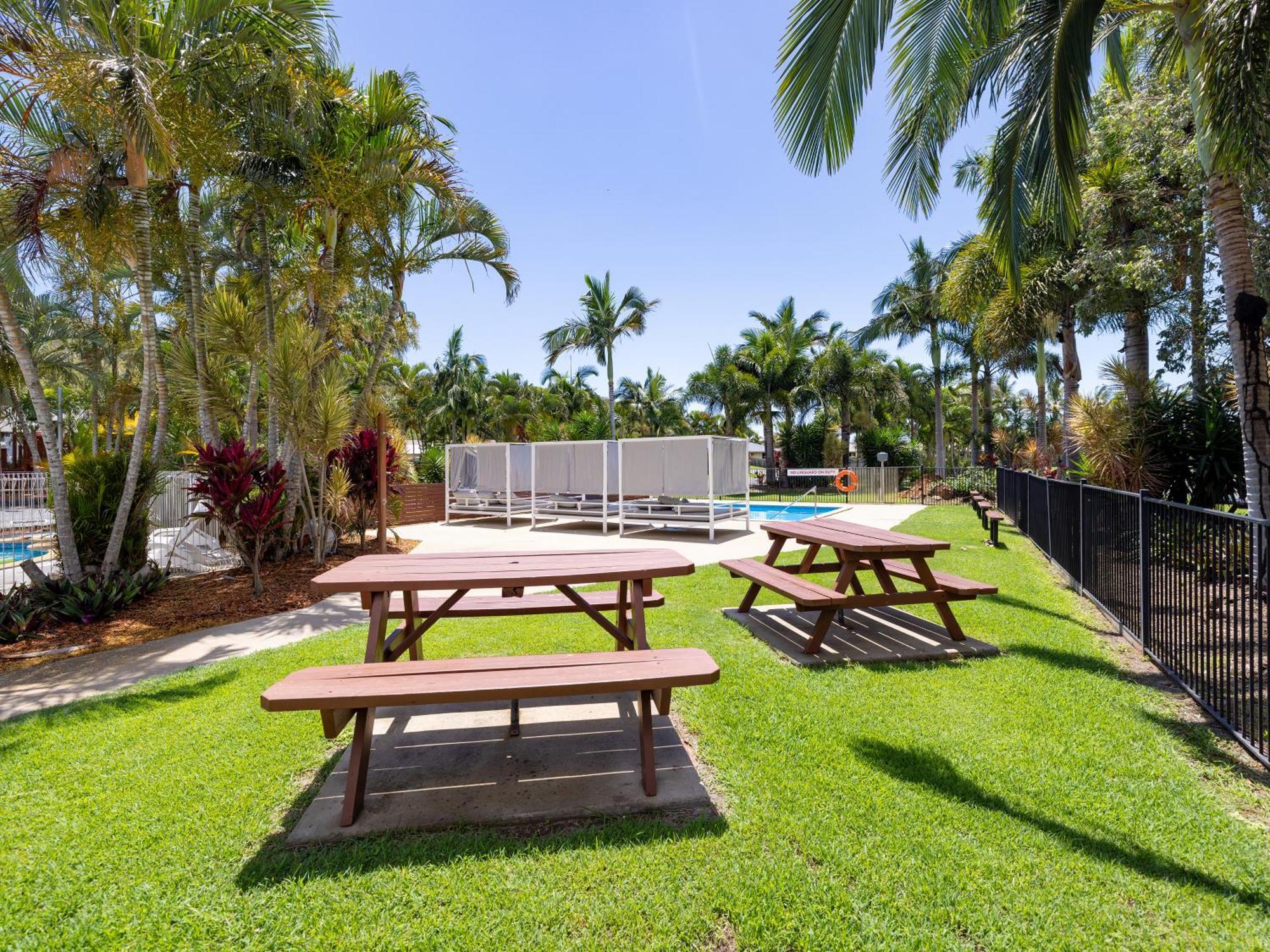 Nrma Capricorn Yeppoon Holiday Park Kinka Exterior foto