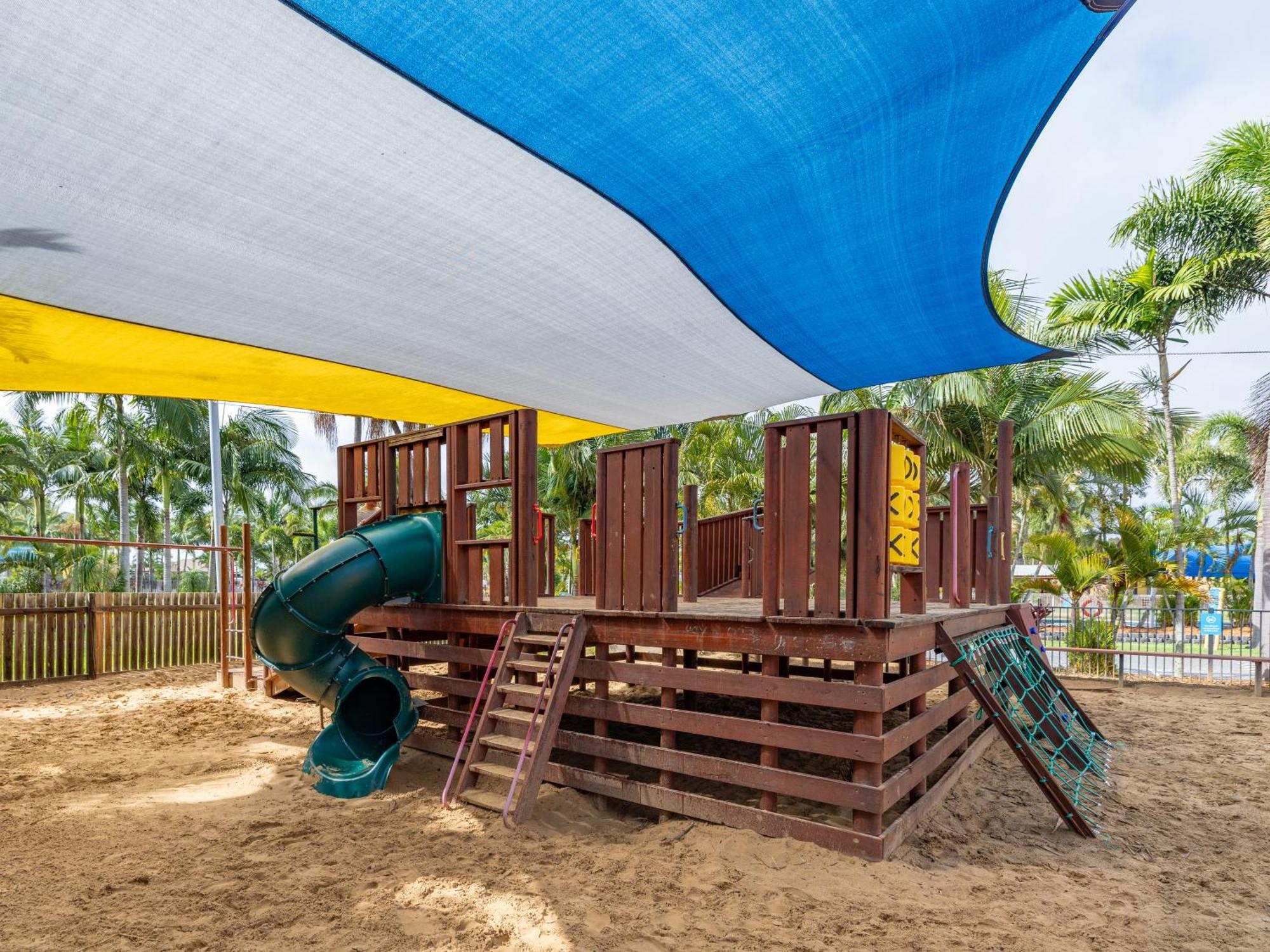 Nrma Capricorn Yeppoon Holiday Park Kinka Exterior foto