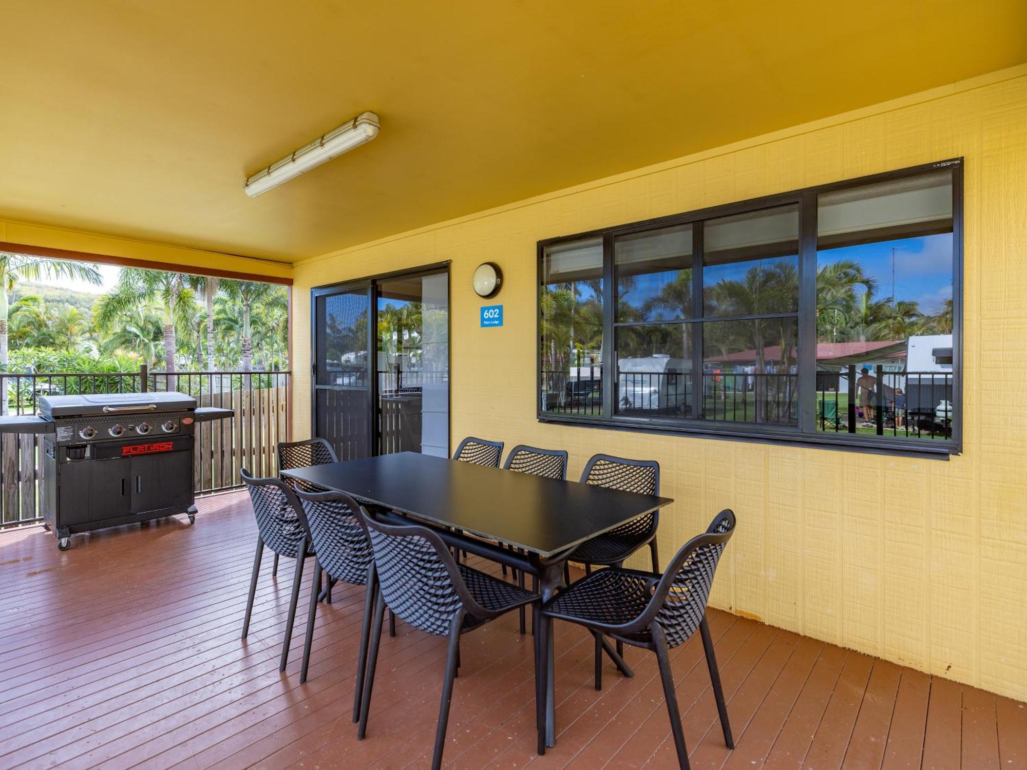 Nrma Capricorn Yeppoon Holiday Park Kinka Exterior foto